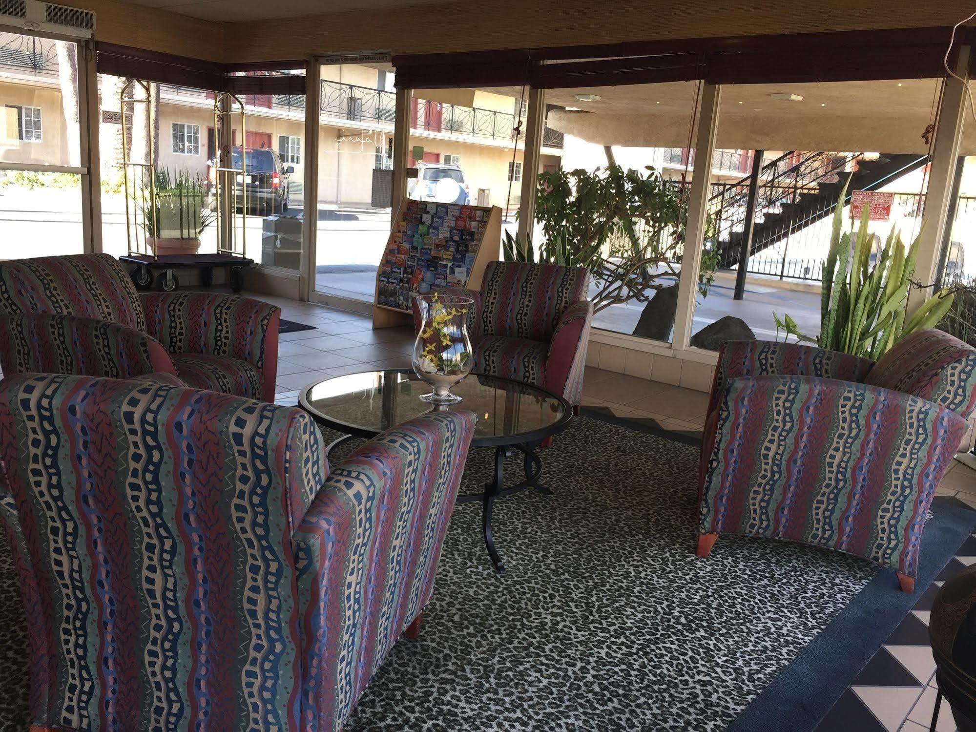 Hotel Safari Inn, A Coast