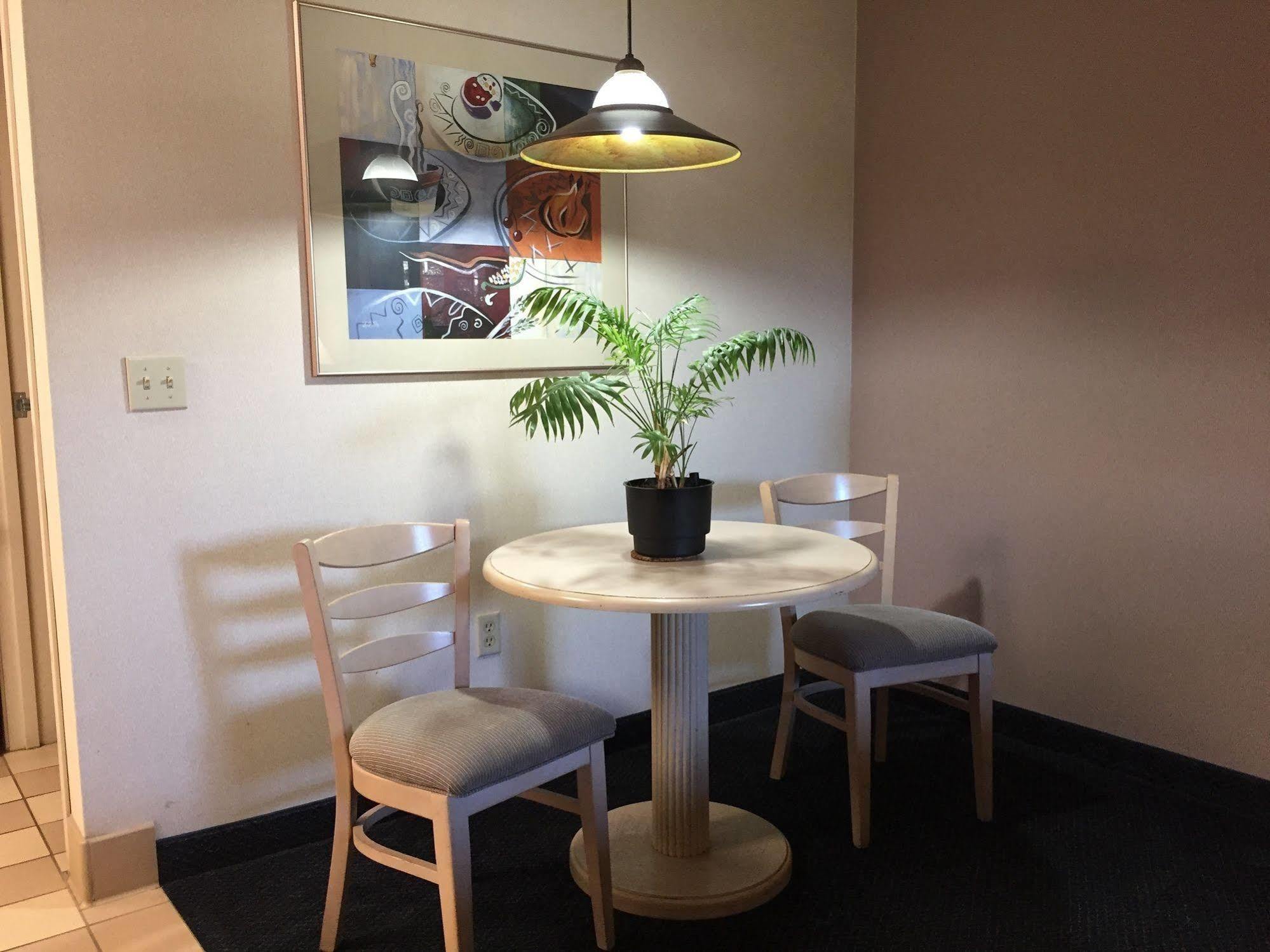 Hotel Safari Inn, A Coast Burbank